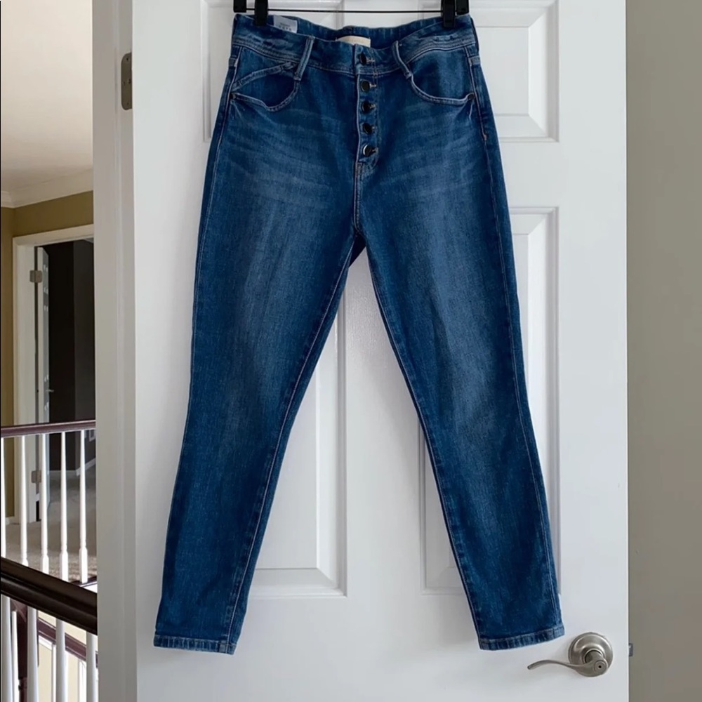 High Rise Cropped Jeans👖 - Picture 4 of 10